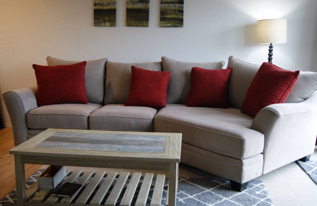 Amazing 2-bdrm condo close to beach with WiFi and Fireplace