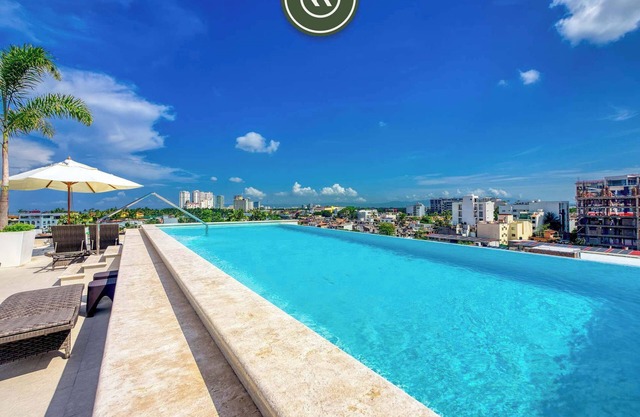 Amazing 2 BR Condo in Versalles - Rooftop Pool
