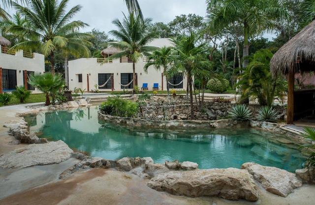 ERSTAUNLICH 2-Villa Private Estate mit riesigem Pool + Private Cenote!