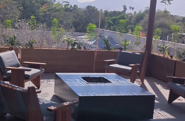 Amazing, 2BR contemporary Acre Resort Hacienda with private pool.