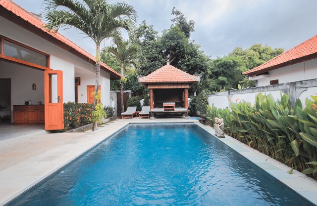 Erstaunliche 3 Br Villa mit privatem Pool in Lovina