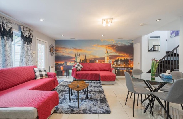 Amazing 4-Bedrooms MONTREAL