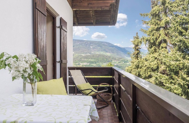 Wunderschöne Ferienwohnung "3 Vikoler" mit Bergblick, WLAN & Garten