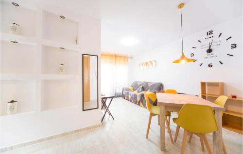 Amazing Apartment In Oropesa Del Mar