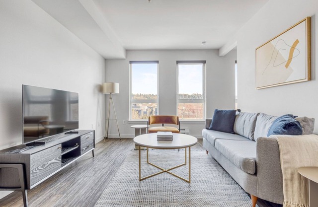 Amazing Ballard 1BR w/ BBQ, Lounge & W/D, onsite retail, by Blueground