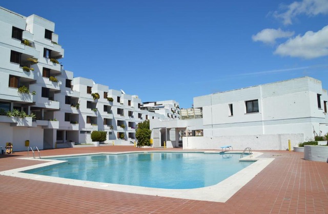 Amazing Beach & Pool Apartment with Garden