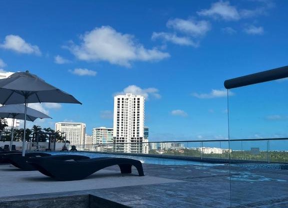 amazing condo cancun view