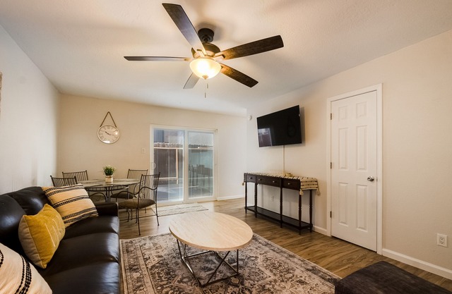 Just Listed!! Perfect For Balloon Fiesta!!