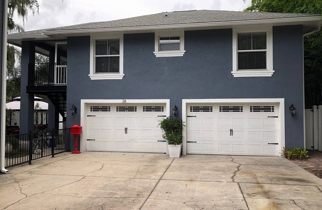Amazing Five-Star Luxury Thornton Park two Bedroom Apt - close to Kia Center.