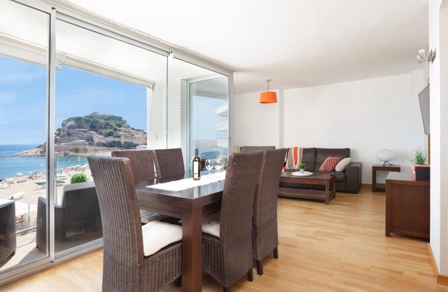 Amazing FRONT MEERBLICK APARTMENT