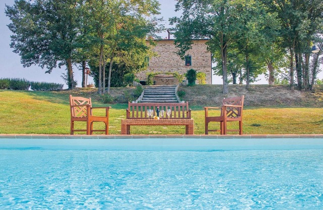 Podere Case Sparse