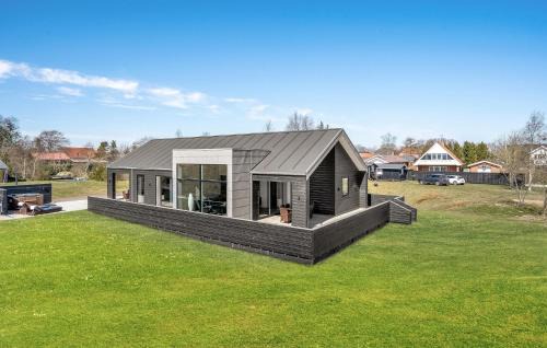 Amazing Home In Hadsund With Wifi