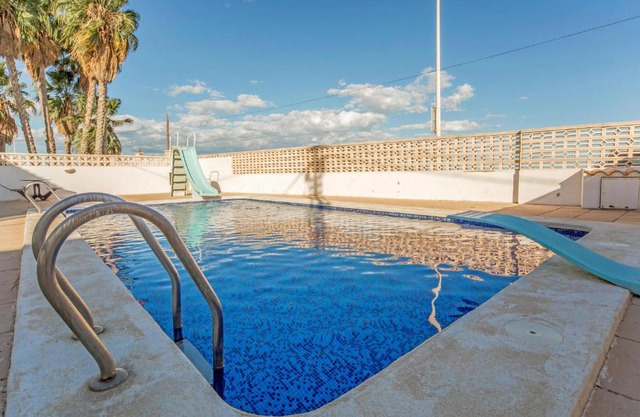 Amazing Home In Playa De Almazora