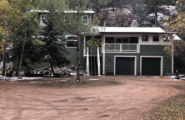 33 Morgen Rückzugsort in den Colorado Rockies mit Whirlpool und privatem Fluss