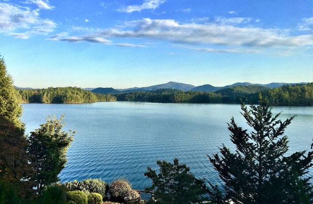 Amazing Lake Front House am Lake Santeetlah