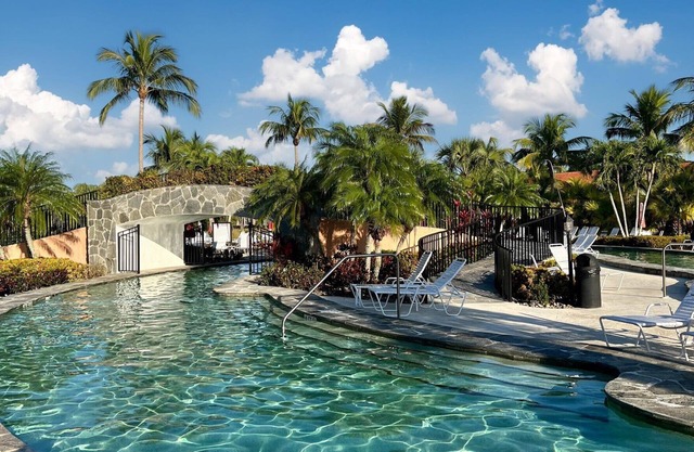 Amazing Lazy River Pool located between Naples and Marco Island