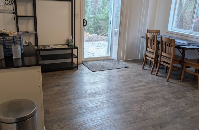 HOME AWAY FROM HOME! Full Amenities. 2 Bed, 2 Bath, NO CLEANING FEE!