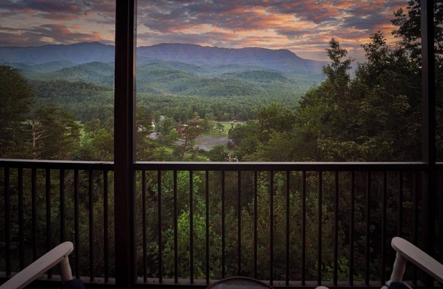 Amazing Mountain and Golf Course Views