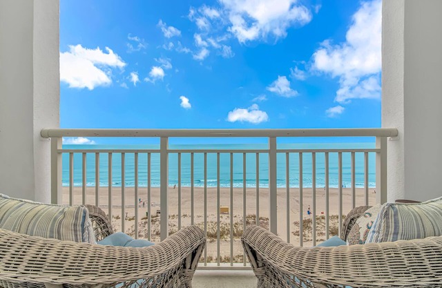 Amazing OCEAN FRONT Views! Newly Renovated! Walking Distance to All Myrtle.