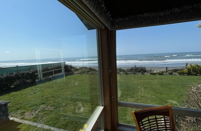 Tolles Ocean Front Beach House