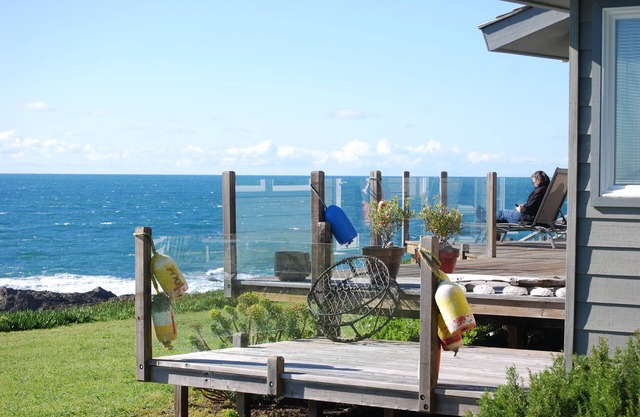 "ERSTAUNLICHER OCEANFRONT" PRIVATER LUXUS in Mendocino