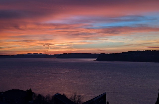 Amazing Panoramic Water Views, Enjoy Sunsets & Relax in Tacoma area