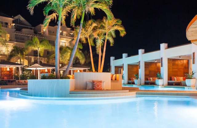 Amazing Resort w/ Scenic View | Paradise in Long Bay Beach | Multiple Pools