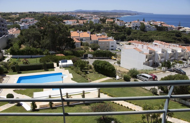 Herrlicher Meerblick mit Pool, 5 Minuten vom Zentrum und Strand entfernt