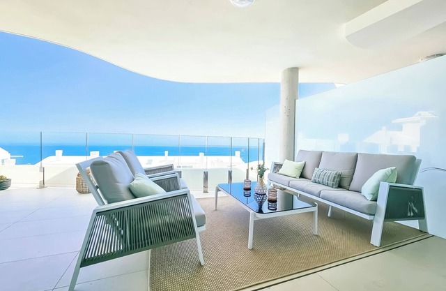 Amazing sea views Stupa hills