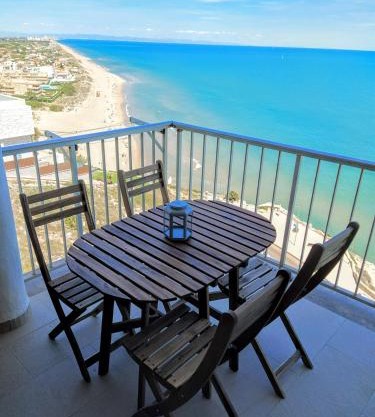 Amazing Seaviews in Faro de Cullera