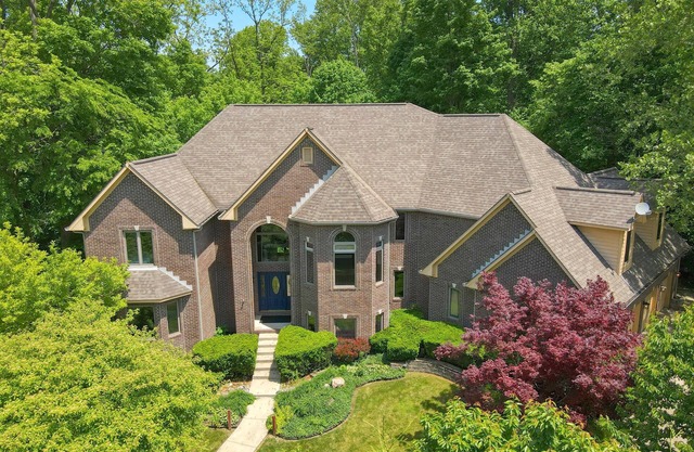 Amazing Spacious Luxury Home - Sleeps Up To 16!