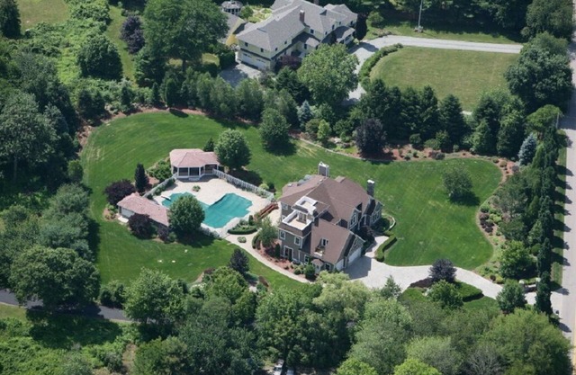 Stonington Estate mit Pool