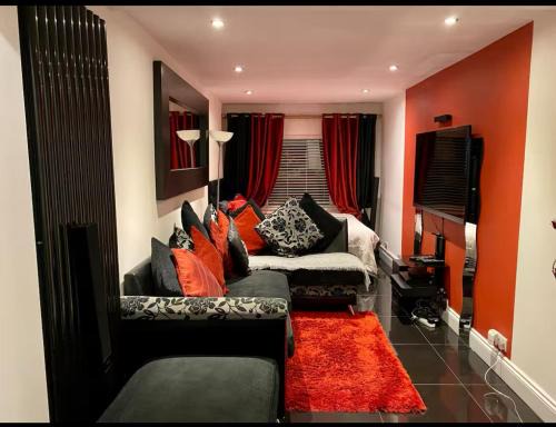 Amazing studio room in a beautiful house