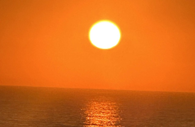 Amazing Sunset Beach Condo