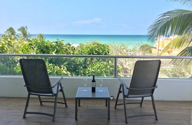 Oasis Beach Apartment Blick auf den Strand