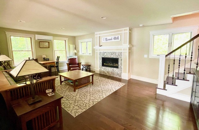 New to Rental market 2021 - Amazing Sunsets East Side of Skaneateles lake