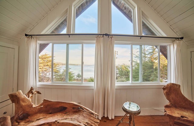 Atemberaubender Ausblick!4bed / 2bath und Häuschen!