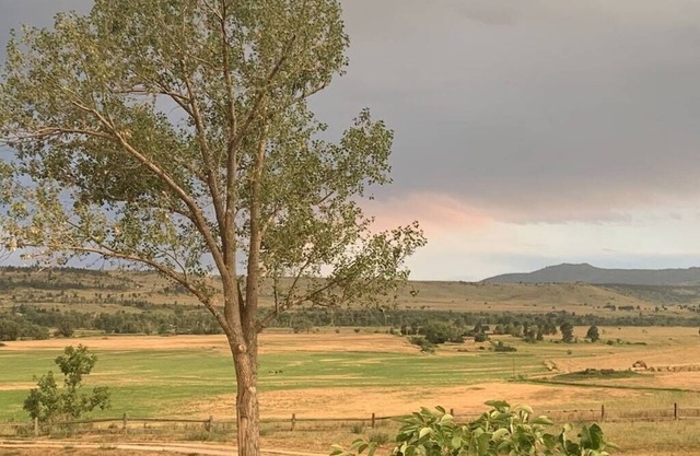 Amazing Views, Family-Friendly 4 Bdrm Boulder Townhome Open Space, 10mns Dntown!
