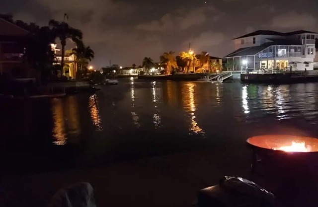 AMAZING views from this COZY cottage on the water