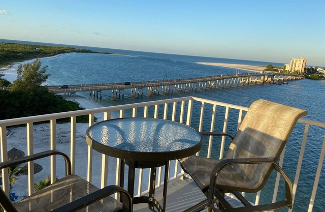 Amazing views of the Gulf with a private beach! Lovers Key Beach Club #801