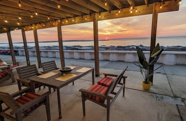 Amazing Waterfront View- Relax in Anglesea