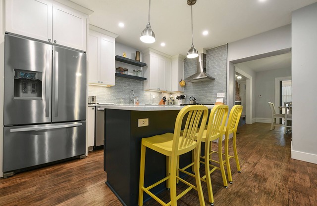 Amazingly Homey w/Garage + Outdoor Space! 5B/2B