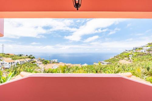 Amendoeira Residence by Homie