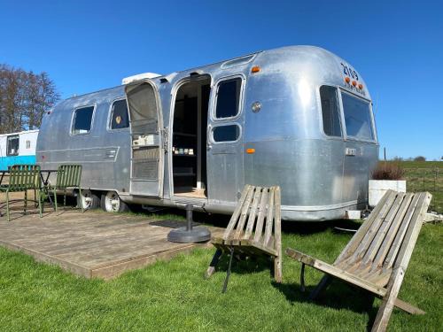 American Airstream Terra Incognito