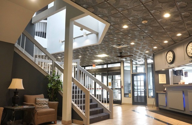 American Inn & Suites Waterford