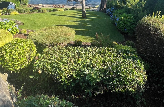American Lake Estate Property/ Next to Tacoma Golf and Country Club