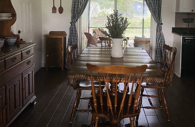Americana Cottage