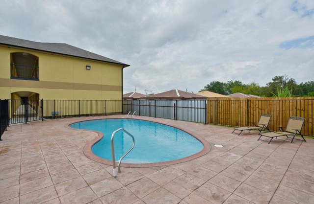 Americas Best Value Inn Lake Charles Interstate 210