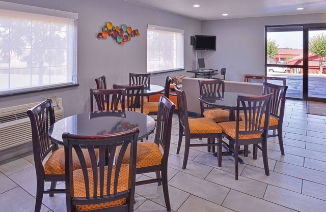 Americas Best Value Inn Batesville