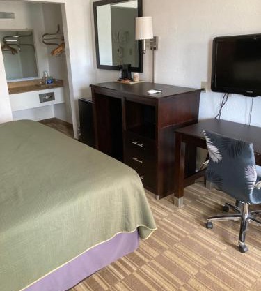 Americas Best Value Inn Clute